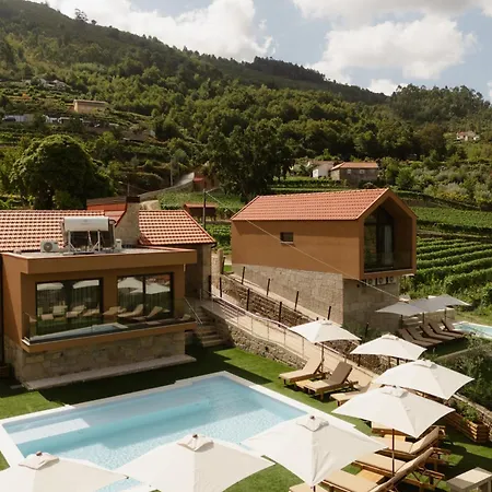 Villa Serpa Pinto Village - By Fero Cinfães